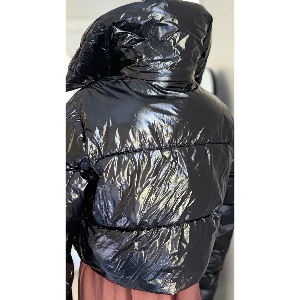 Canadian Crop Puffer Jacket